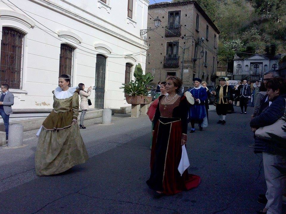 1385807_1555147378053994_1649763384904261430_n